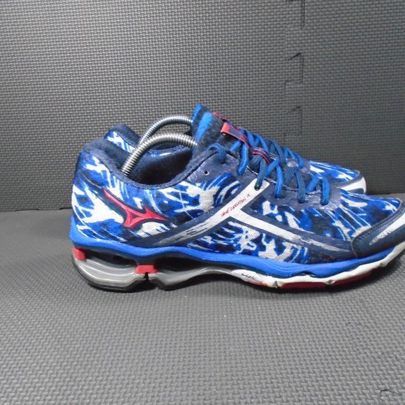 mizuno wave creation size 9